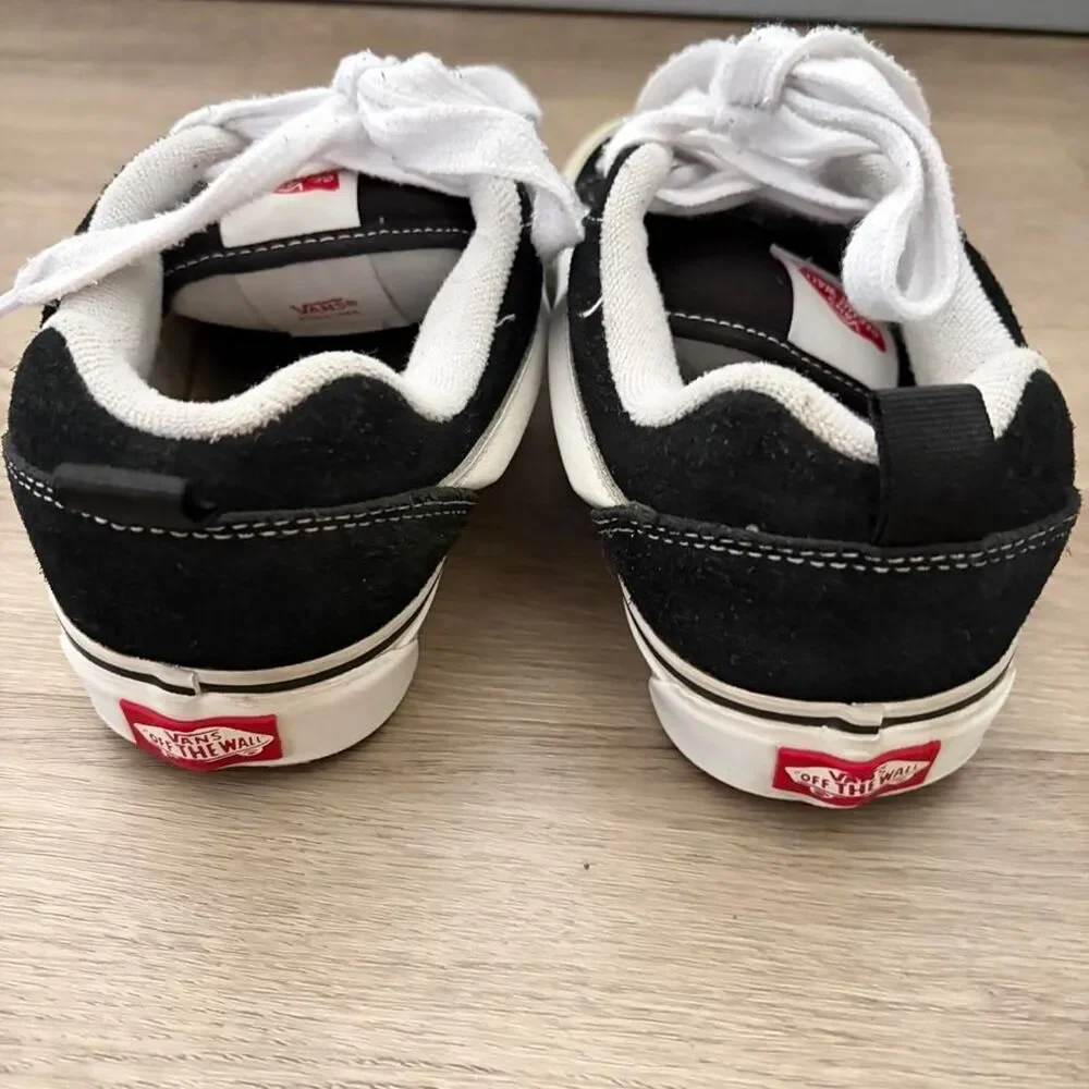 Vans knu skool